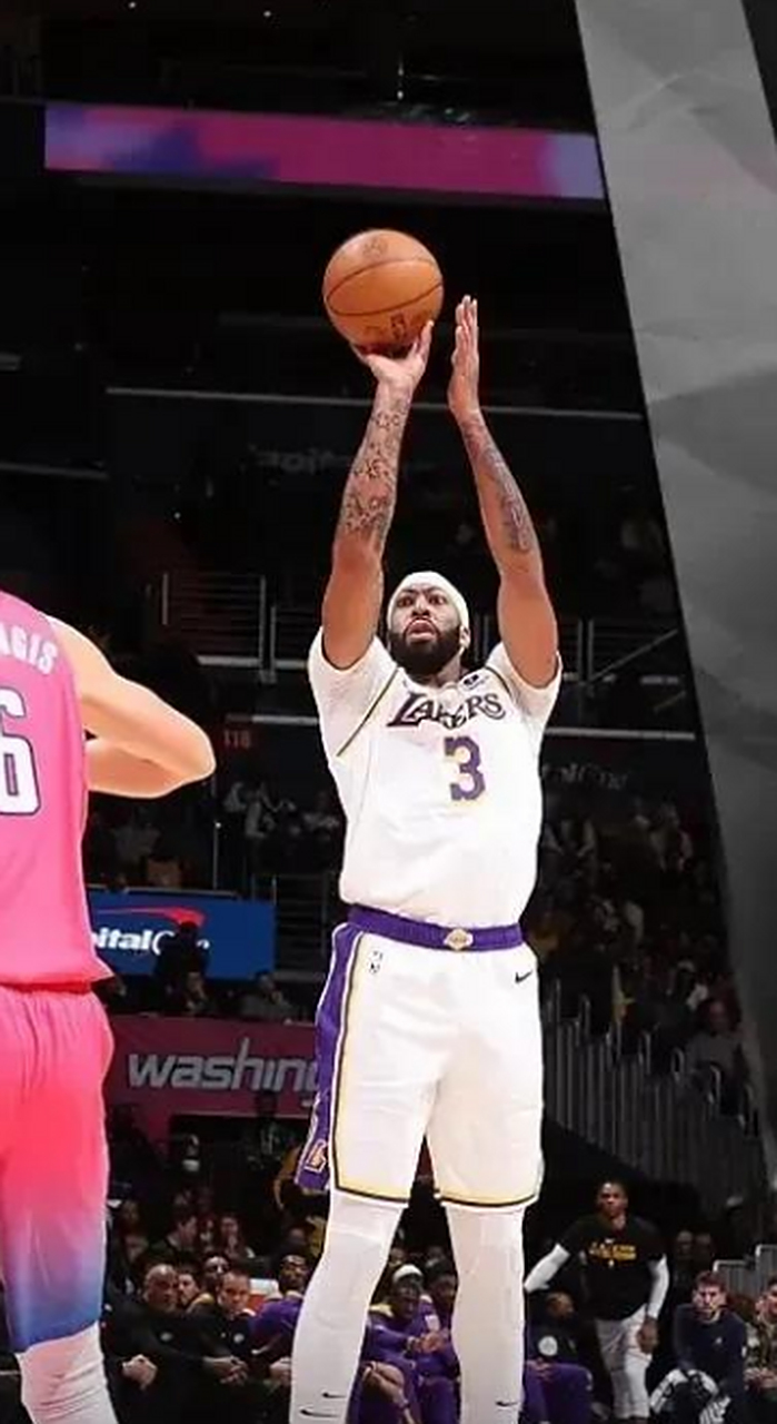 三亿体育体育官网-包含湖人遭遇3连败，战绩一般表现的词条