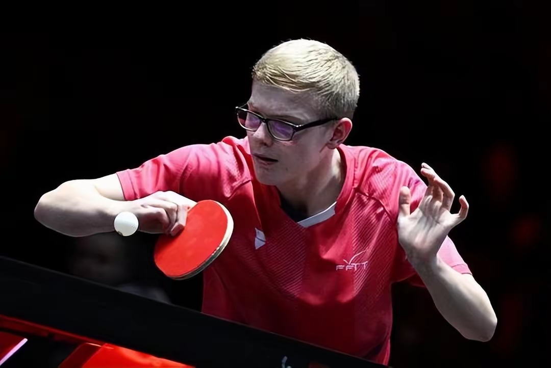 三亿体育体育在线-尤文图斯坚守榜首位置，实力不可小觑的简单介绍