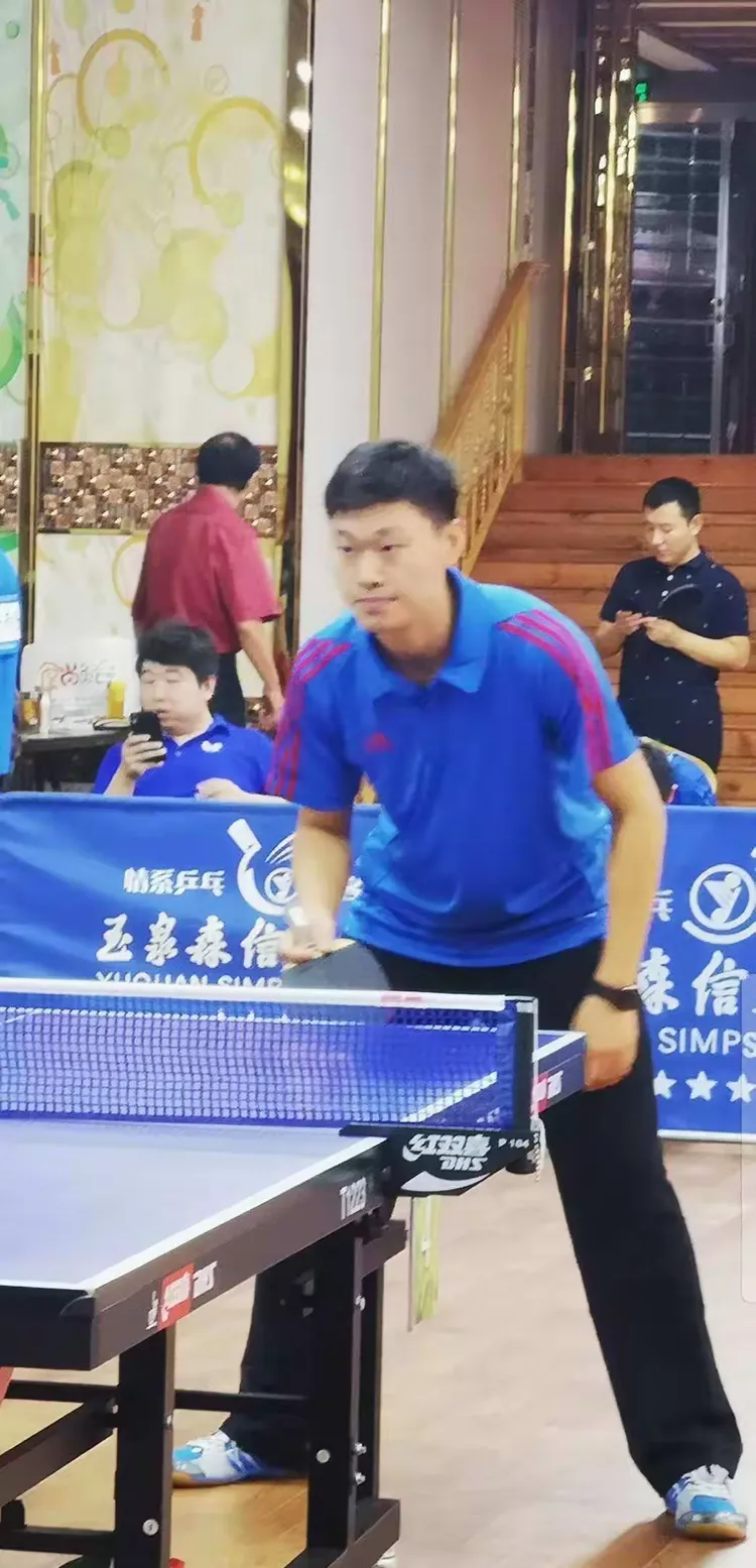 三亿体育体育网页版-不来梅队员千钧一发，驾驭关键时刻的简单介绍