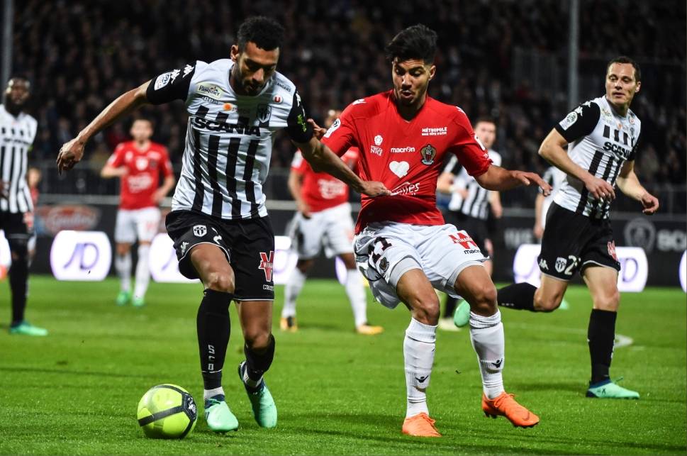 昂热逆袭！客场战胜南特取得关键胜利的简单介绍