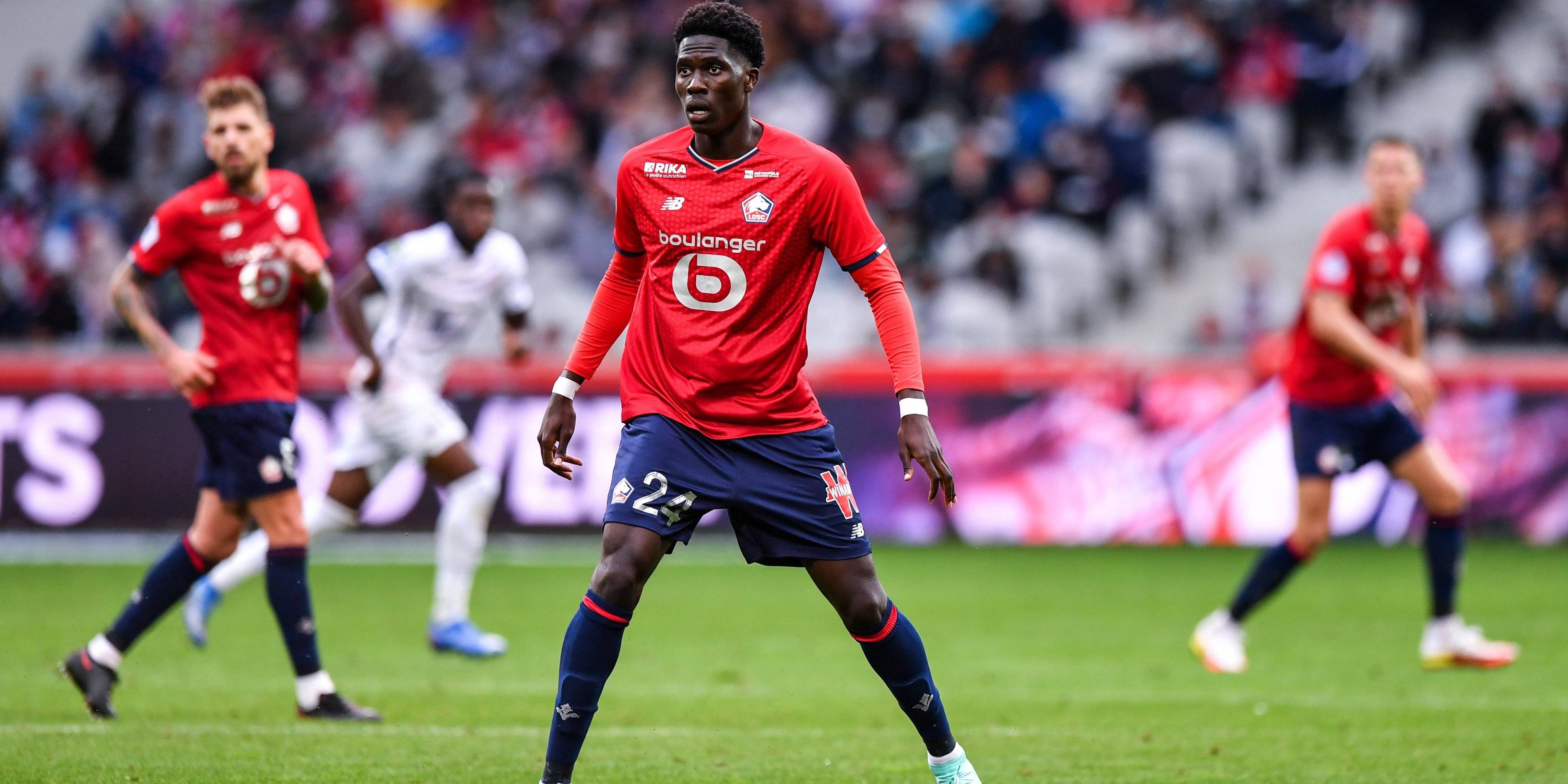 三亿体育体育网站-阿尔维斯主场迎战里昂，实力均衡的简单介绍