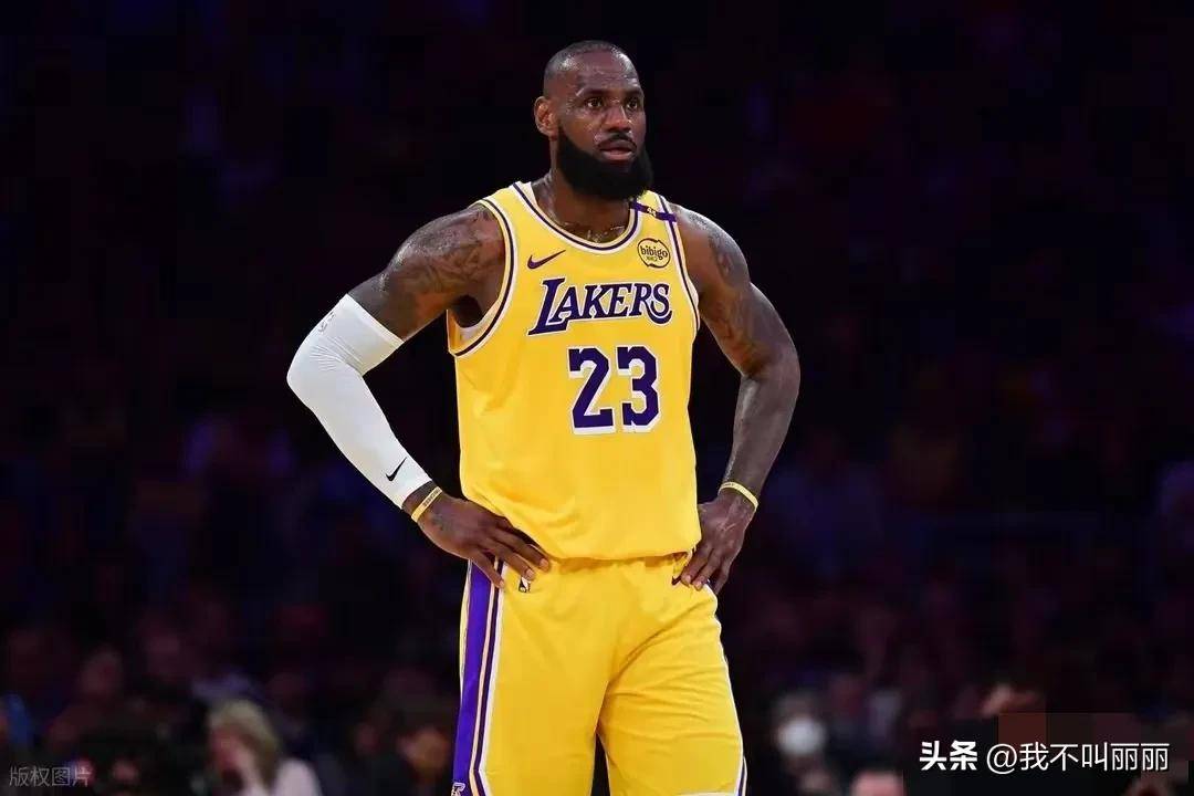 詹姆斯生涯首次蝉联总决赛MVP，创历史纪录！的简单介绍