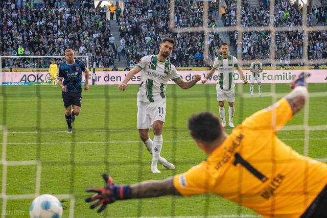 三亿体育体育娱乐-汉堡主场剿灭多特蒙德，实现胜利保级的简单介绍