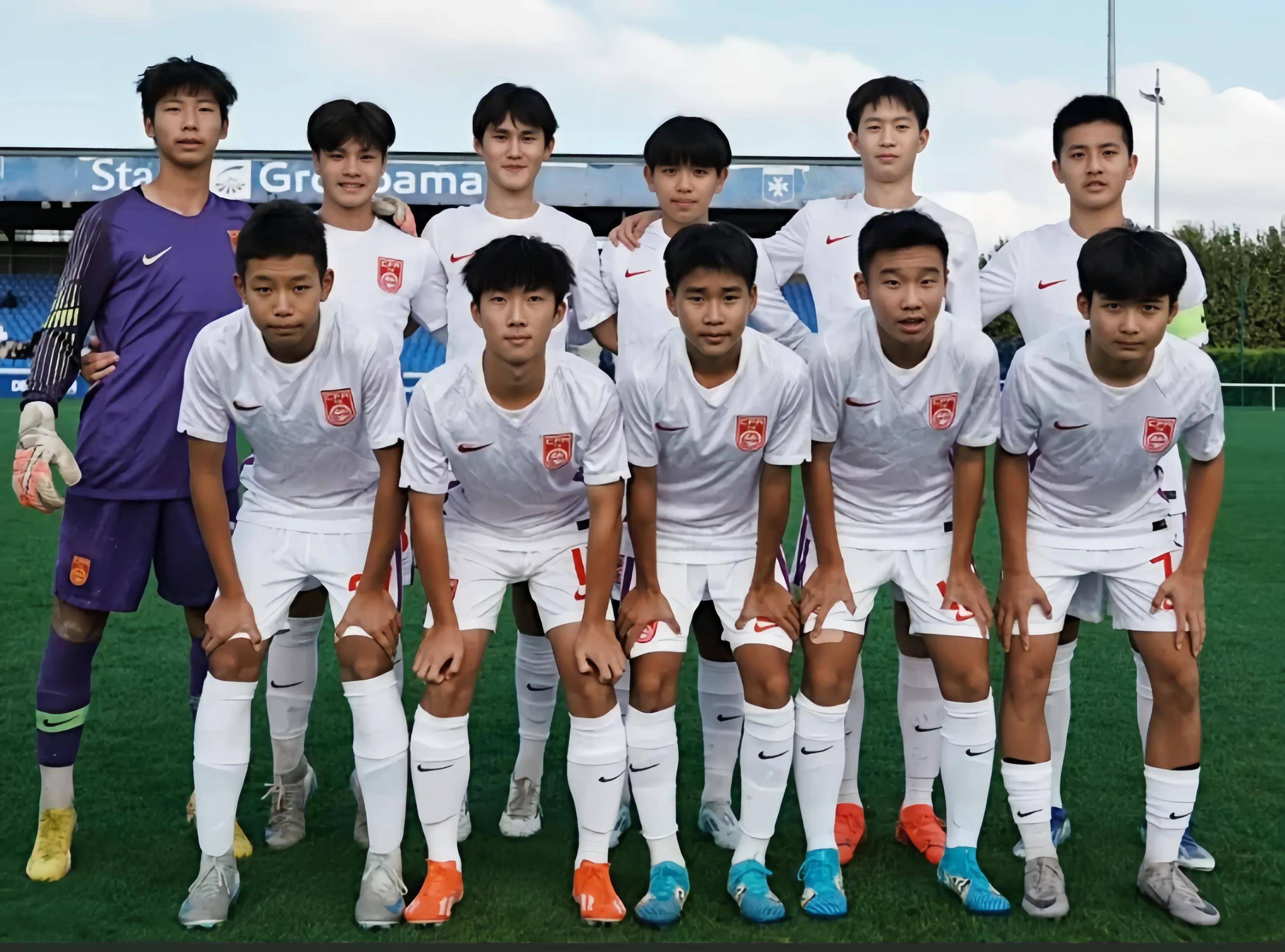 中国足球俱乐部迎来一场精彩对决 中国足球俱乐部迎来一场精彩对决