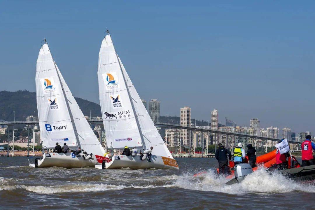 三亿体育体育中国官网-法罗群岛帆船选手获得比赛冠军