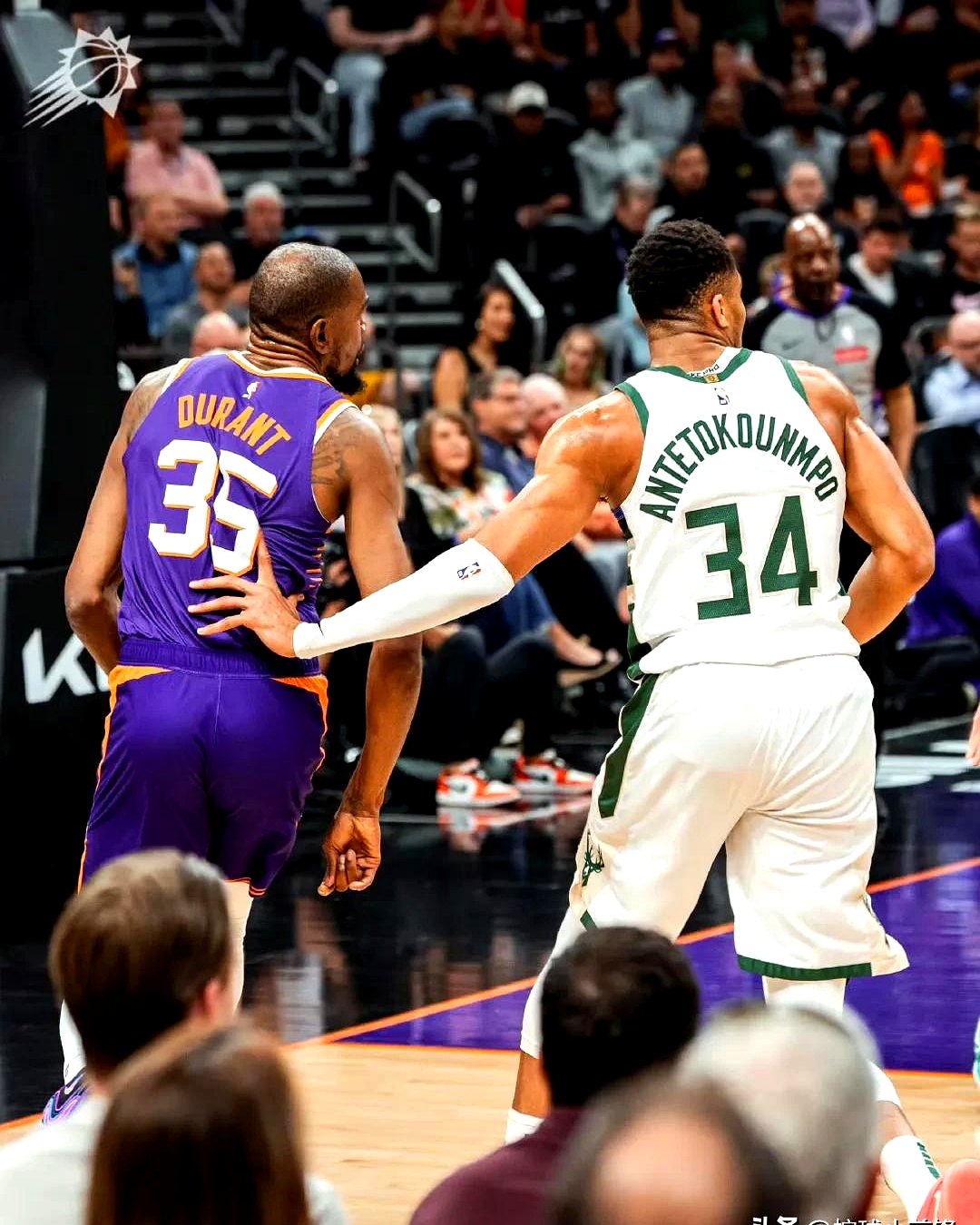 三亿体育体育培训-包含雄鹿横扫掘金，字母哥成为全队灵魂的词条