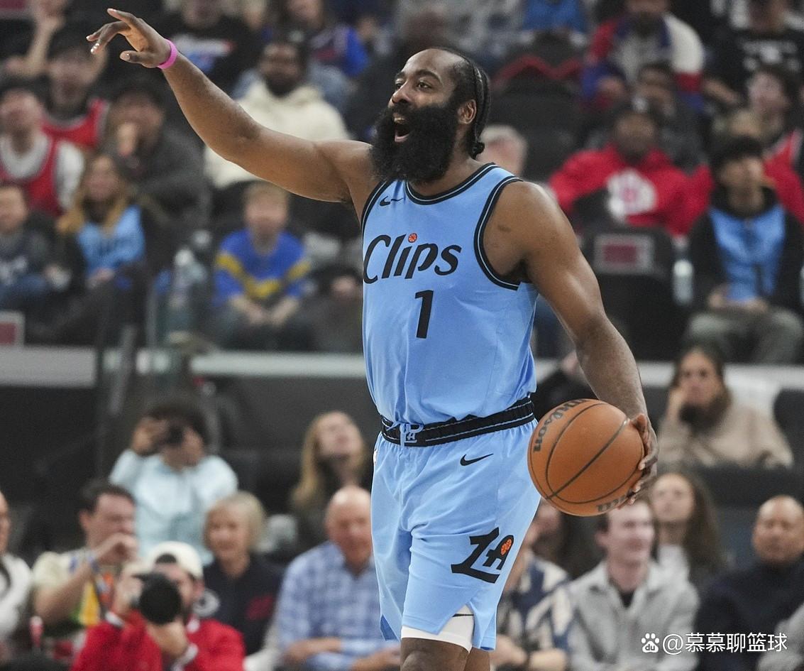 快船逆转雄鹿,雄鹿遭遇连败 快船逆转雄鹿,雄鹿遭遇连败